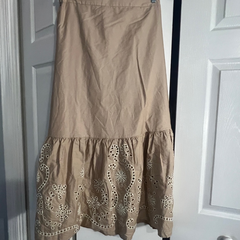 NWOT Moon River Tan Maxi Skirt with Embroidery